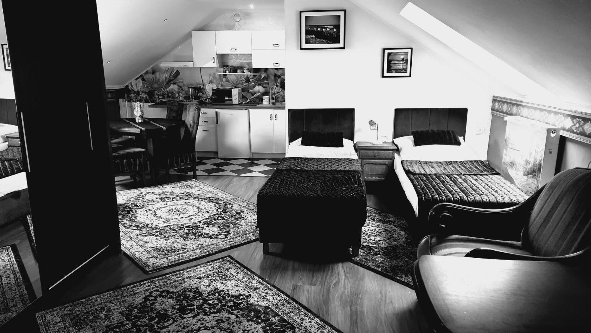 Hotel Rezydencja Rosa Przemyśl Eksteriør billede